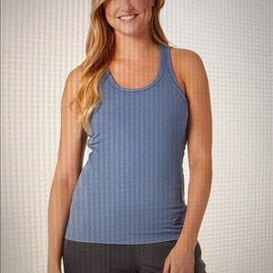 32 Degrees Ribbed Bra Tank Size XL